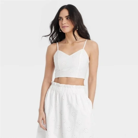 Women's Eyelet Bra Tank Top - Universal Thread White XL - Picture 4 of 9